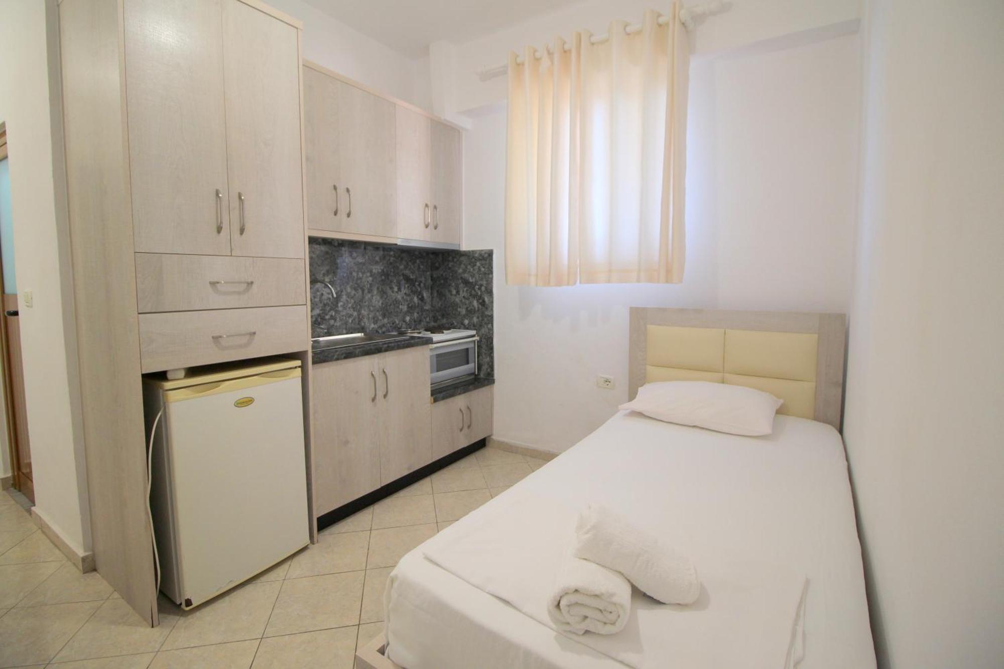 Garden Villa Eva Sarandë Eksteriør billede
