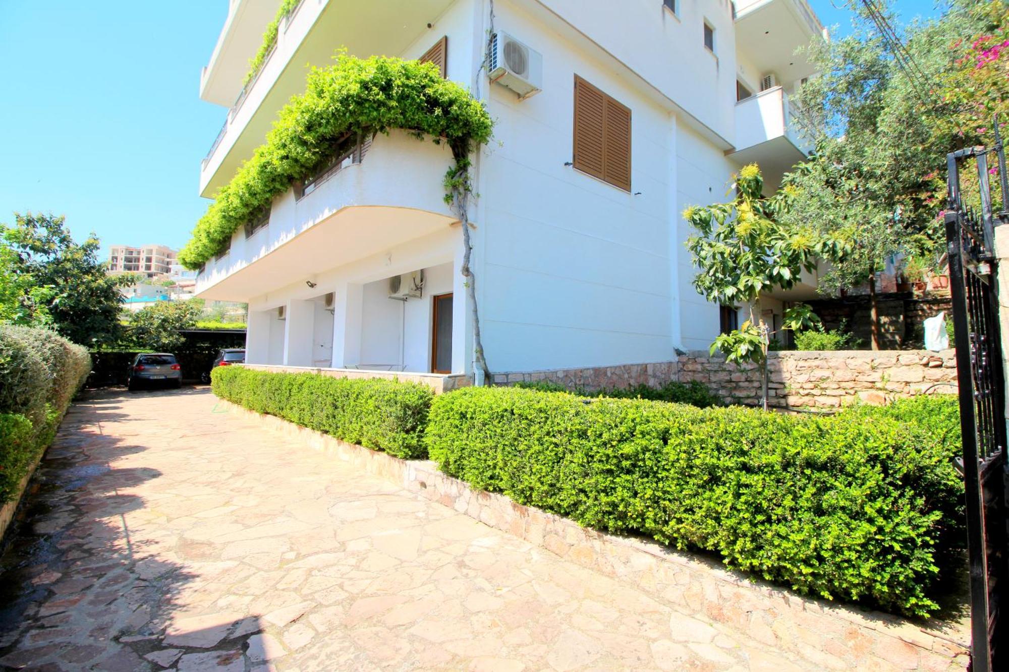 Garden Villa Eva Sarandë Eksteriør billede
