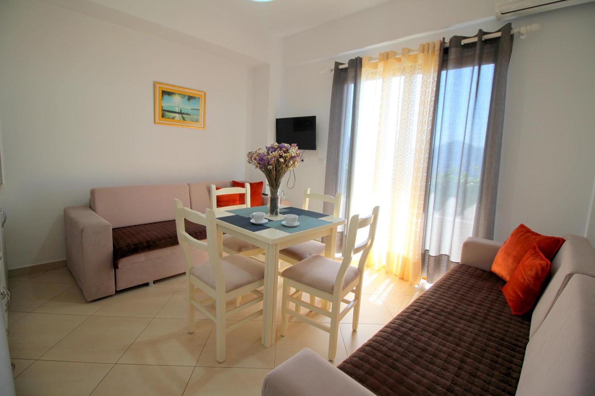 Garden Villa Eva Sarandë Eksteriør billede